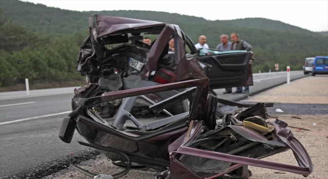 Kütahya’da trafik kazasında 1 kişi öldü 1 kişi yaralandı