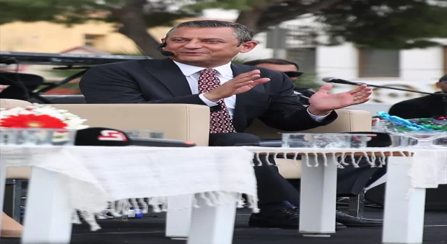 CHP Genel Başkanı Özel, Manisa’da canlı yayına konuk oldu: