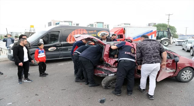 Sivas’taki trafik kazasında 3 kişi yaralandı