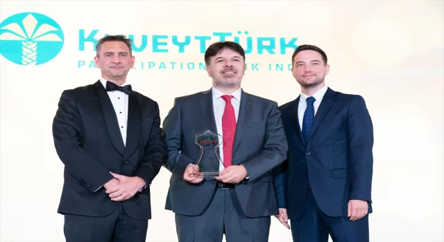 Kuveyt Türk ”Türkiye’nin En İyi İslami Bankası” ödülünü aldı