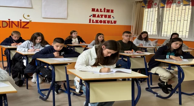 Saraybosnalı öğrenciler, YEE’nin Türkçe sınavında yarıştı