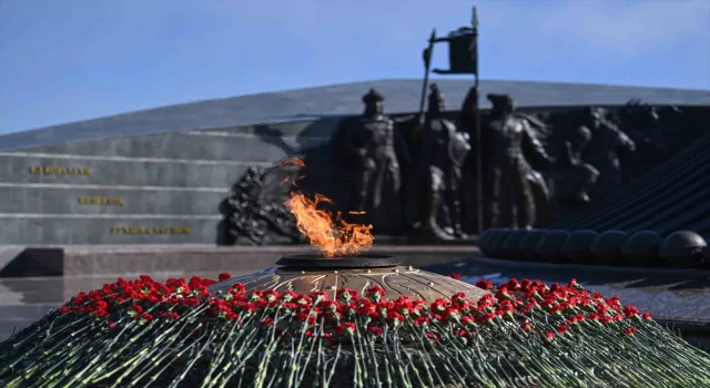 Kazakistan’da İkinci Dünya Savaşı’nda hayatını kaybedenler anılıyor