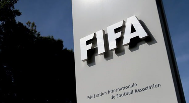 FIFA'dan iki Fransız kulübüne transfer yasağı