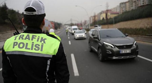 İstanbul'da bazı yollar maç nedeniyle trafiğe kapatılacak