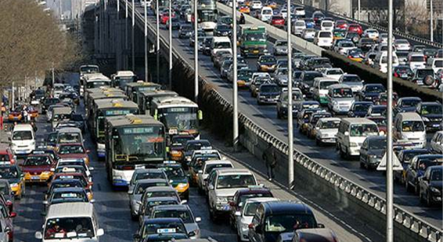 İstanbul'da trafik yoğunluğu yüzde 70'i geçti