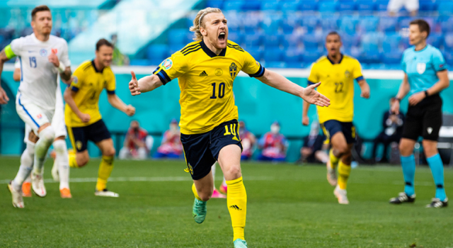 Euro 2020! İsveç, Slovakya'yı penaltı golüyle geçti