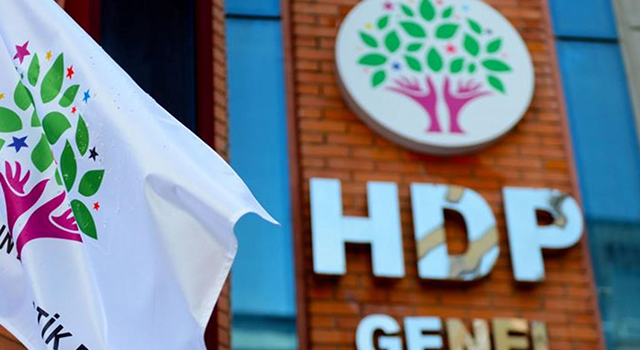 Kapatma davası açılan HDP'den tepki: "Mafya itirafları karşısında suspus olanlar..."