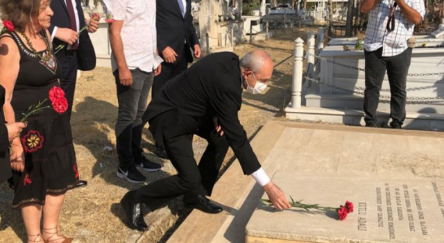 Kılıçdaroğlu KKTC'de! Kutlu Adalı'yı unutmadı, mezarını ziyaret etti