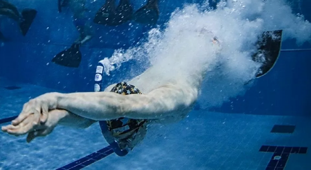 Paletli yüzmede Kaan Kahraman, dünya şampiyonu