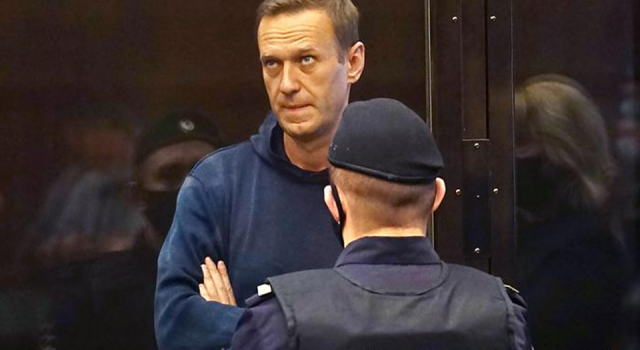 Rusya, muhalif siyasetçi Navalni'ye bağlı kuruluşların faaliyetlerini yasakladı