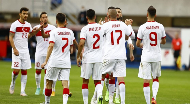 EURO 2020'nin en kötü ilk 11'inde 2 Türk futbolcu