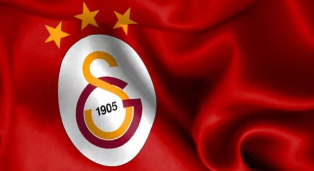 Galatasaray'da transfer yasağı kapıdan döndü!
