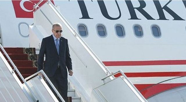 KKTC'ye o da gitti: Erdoğan'ın uçağında Saadet Partisi sürprizi