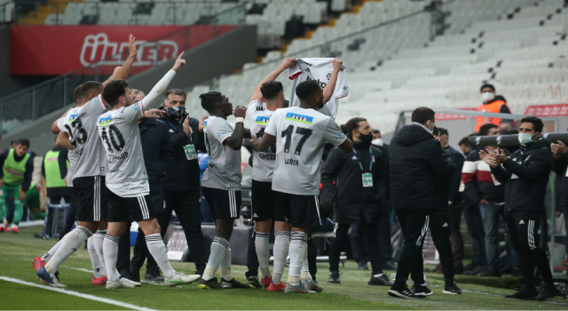 Beşiktaş'ın Çaykur Rizespor karşısındaki ilk 11'i belli oldu