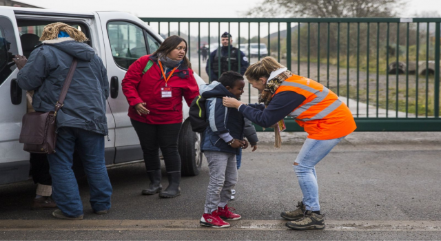 Fransa polisi, göçmen çocuğu yasa dışı şekilde ülkeden gönderdi