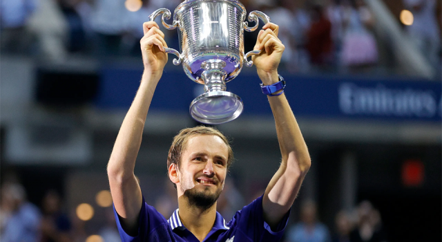 ABD Açık Tenis tek erkeklerde Medvedev, Djokovic'i yenerek şampiyon oldu