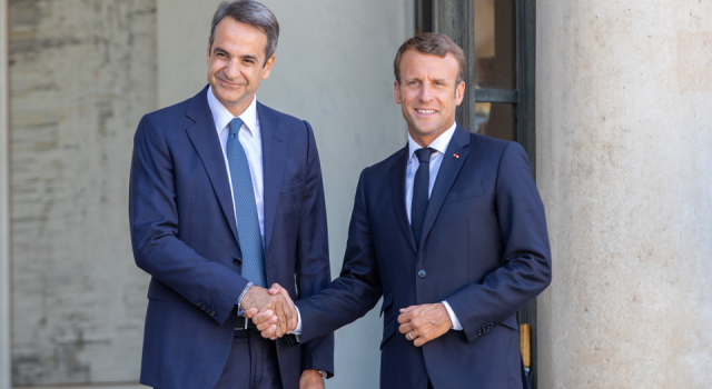 Fransa ile Yunanistan arasında "Yeni Silah Anlaşması" imzalandı