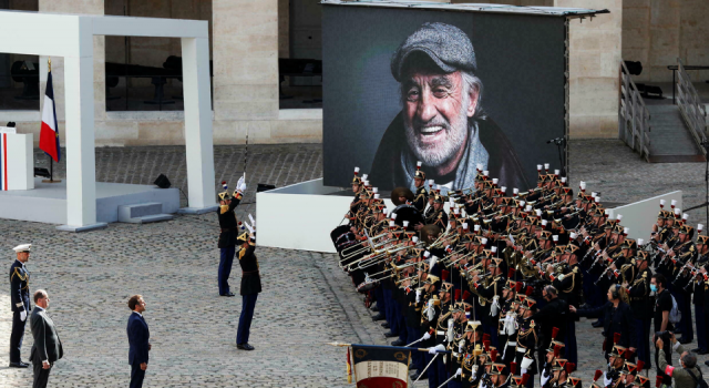 Fransa, ünlü aktör Jean-Paul Belmondo'ya ulusal törenle veda etti