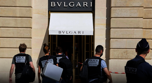 Paris'te Bulgari mağazasında soygun: 10 milyon Euro zarar var