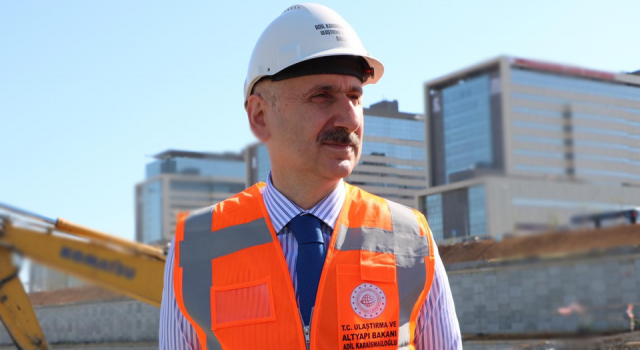 Ulaştırma ve Altyapı Bakanı Adil Karaismailoğlu'nun "Müsilaj'a Kanal İstanbul" yanıtı