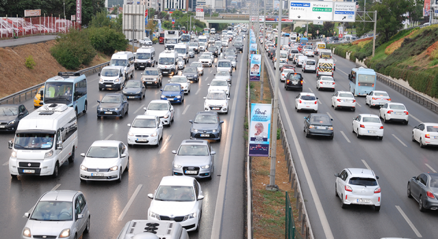 Yüz Yüze Eğitim başladı! İstanbul'da trafik adeta durdu