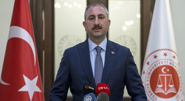 Adalet Bakanı Gül: Özgürlükçü bir anayasa yapma imkanı vardır