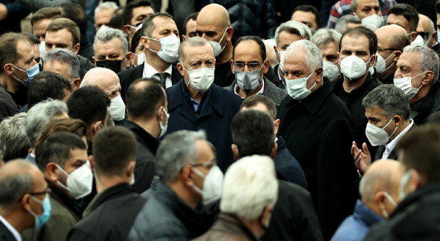 Cumhurbaşkanı Erdoğan, iş insanı Ahmet Gür’ün cenaze törenine katıldı