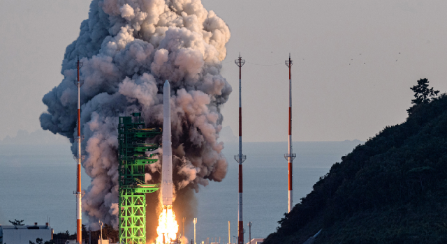Güney Kore, "Nuri"yi uzaya fırlattı
