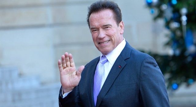 Arnold Schwarzenegger LinkedIn hesabı açtı: Tuğla döşeme işi olan var mı?