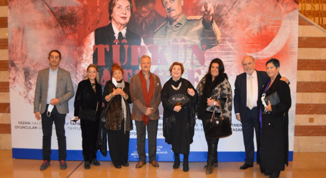"Türkün Ateşle İmtihanı" tiyatroseverlerle buluşuyor