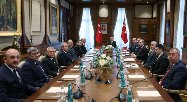 Cumhurbaşkanı Erdoğan, Türk-İş heyetini kabul etti