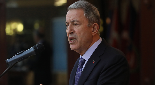 Milli Savunma Bakanı Akar: "Türkler ve Kürtler kardeştir"