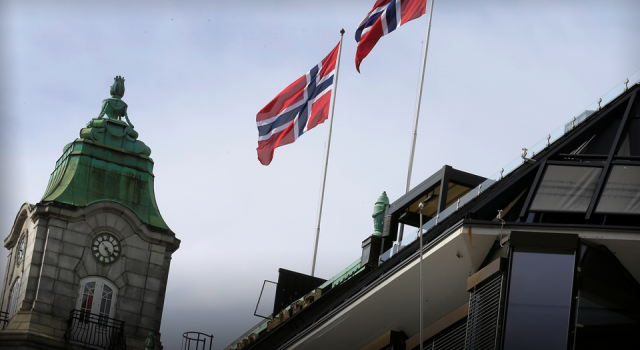 Norveç'te Kovid-19'a karşı yeni tedbirler alındı