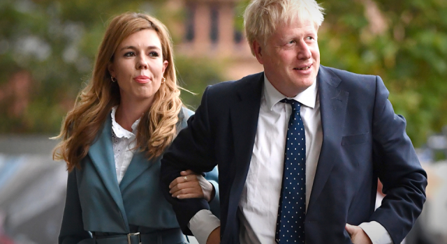 Boris Johnson’ın altı haftalık kızı koronavirüse yakalandı