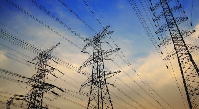 Enerji Bakanı Fatih Dönmez yarın elektrik dağıtım şirketlerinin yöneticileri ile bir araya gelecek