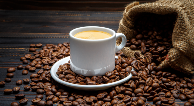 Günde bir fincan kahve içmek Kovid-19 riskini yüzde 10 azaltabilir