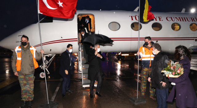 Milli Savunma Bakanı Akar, NATO toplantısı için Brüksel'e gitti