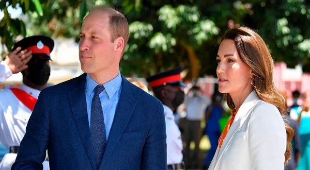 İngiltere Prensi William ve eşinin karayip ülkelerine ziyaretleri oldukça tepki çekti