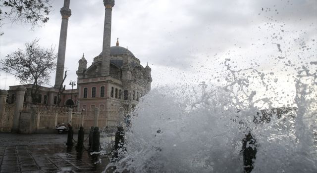 İstanbul'a 'turuncu' uyarı: Fırtınaya dikkat