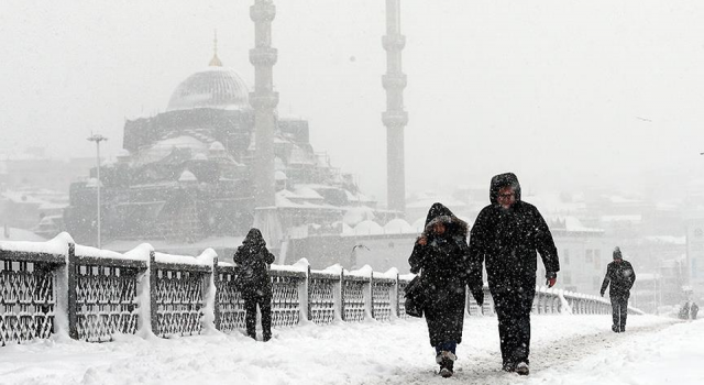 Meteoroloji uyardı: İstanbul'da kar ne zaman başlayacak?