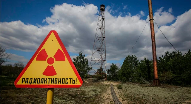 Rusların bombalamaları sonrasında Çernobil'de 31 noktada yangın çıktı