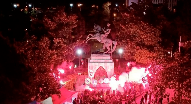 Samsun'daki Atatürk anıtına saldıran kişilerin 9 yıla kadar hapsi istendi