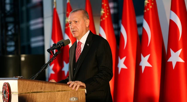 Cumhurbaşkanı Erdoğan, Beştepe'de öğretmenlerle iftar yaptı