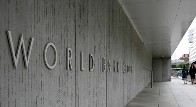 Dünya Bankası, küresel büyüme tahminini düşürdü