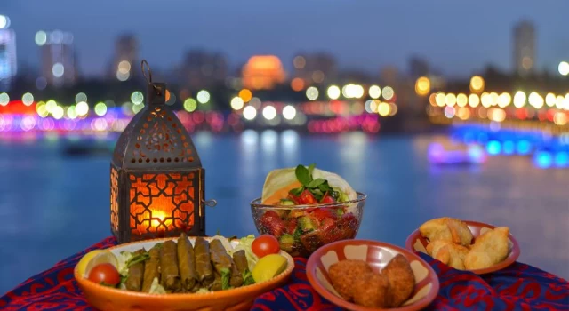 İftar saatleri… İftar saat kaçta? Ankara, İstanbul, İzmir iftar vakti ve Ramazan imsakiyesi…