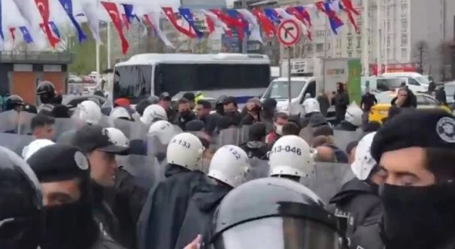 Kazancı Yokuşu'nda 1 Mayıs deklarasyonu açıklamasına polis müdahalesi