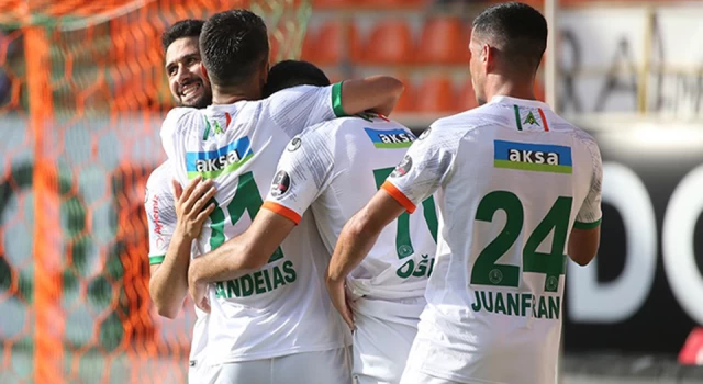 Alanyaspor, Yeni Malatyaspor'u 2-1'le geçti