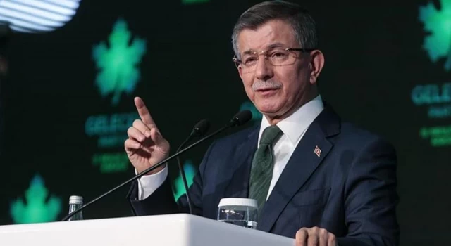 Davutoğlu: AKP-MHP koalisyonu ekonomi bilimiyle savaşıyor
