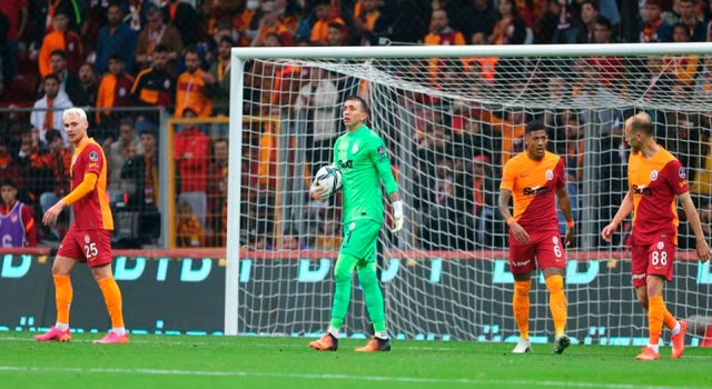 Galatasaray evinde Sivasspor'a mağlup oldu