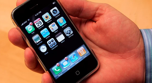 İlk iPhone aslında 'SIM kartsız' mı olacaktı?